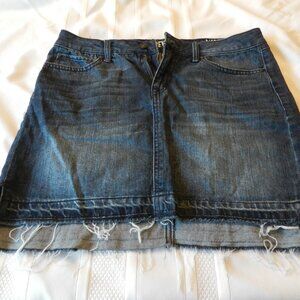 Rewash Brand Vintage Reunion dark denim 5-pocket, zip & button fly jean skirt